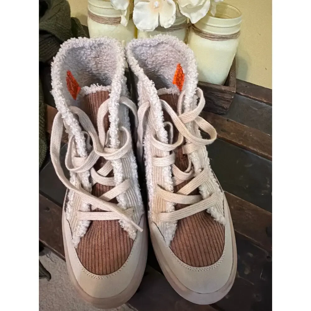 Rocket Dog Flair Sneakers Women's Size 9 Patchwork Corduroy High Top Platform